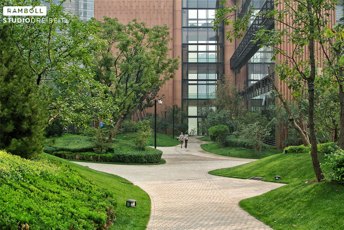 1542181024648295.jpg DSC_4720-02-1500.jpg